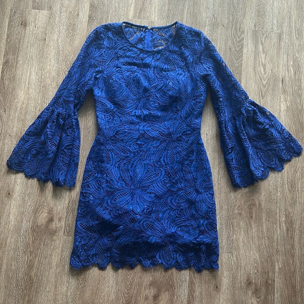 Lilly Pulitzer Denise Flounce‎ Sleeve Romper Lapis Lazili Floral Loopy Lace 8